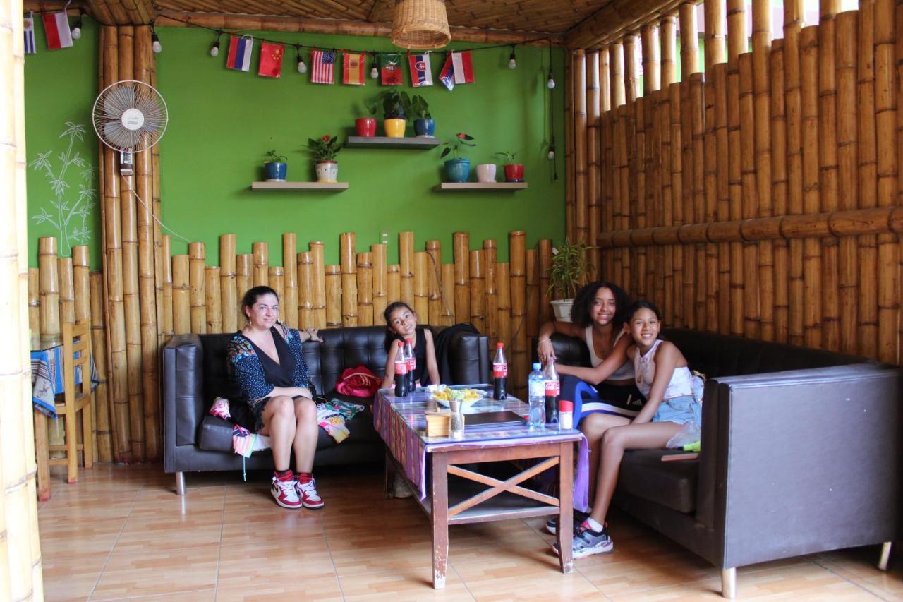 Хостел La Casa De Bamboo Ика Экстерьер фото